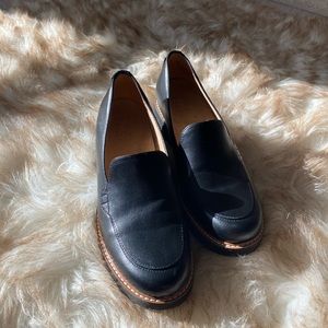Naturalizer Cabaret Women’s Black Loafer Size 8